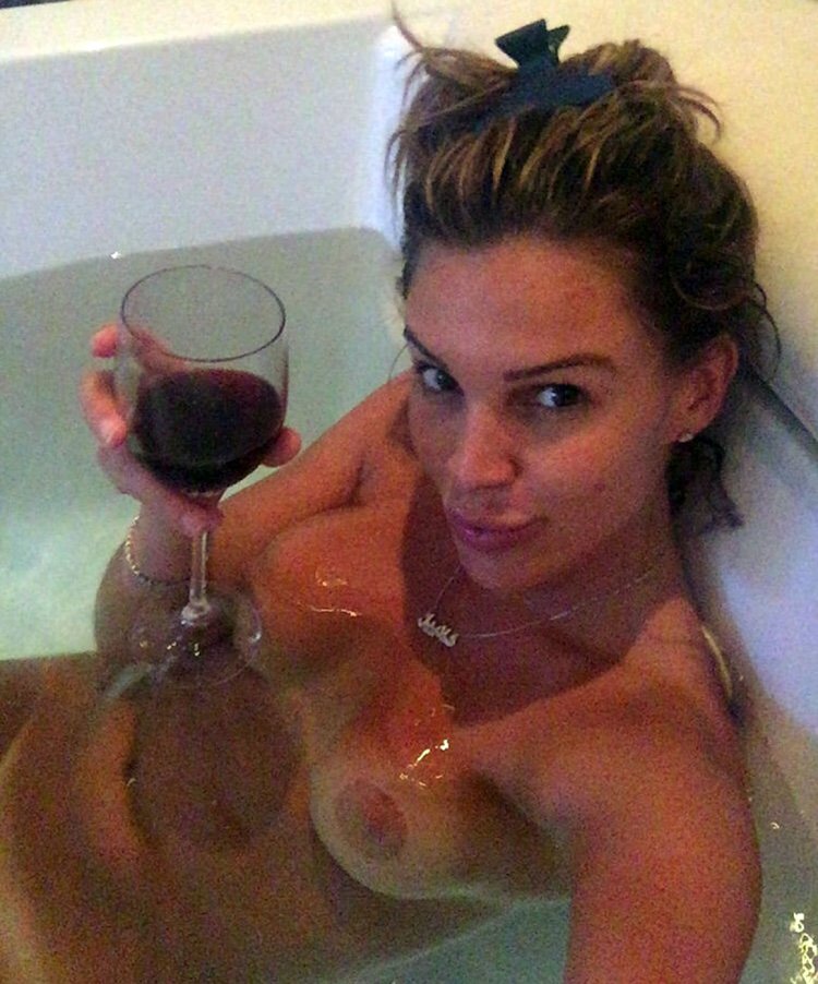 Daniel Lloyd Stolen photos icloud