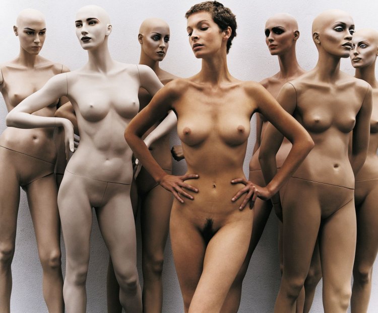 The most unusual naked people