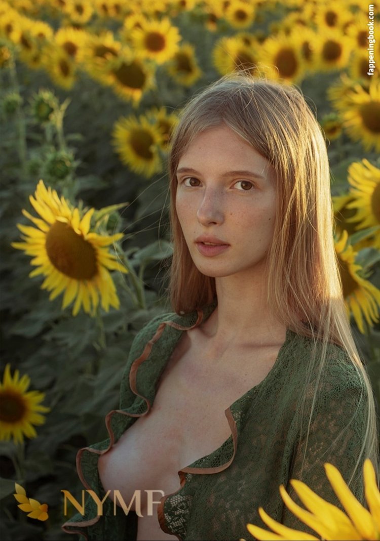 Model Alena Barkhalenko