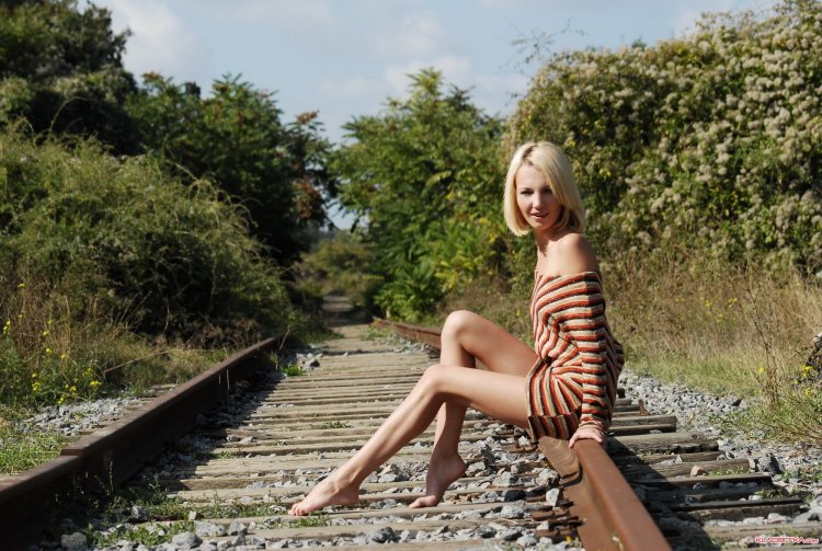 Sweet milana b blonde model