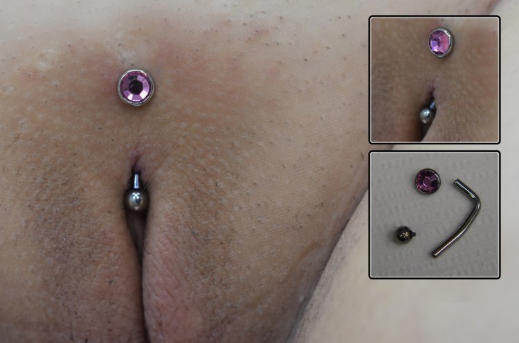 Microdermal piercing intimate