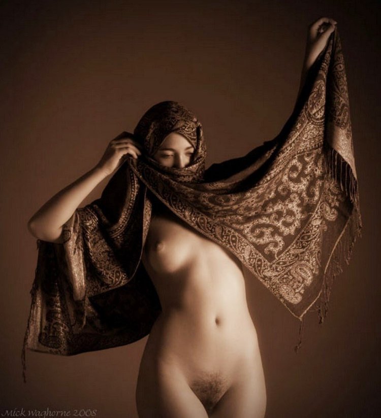 Beautiful oriental women nude