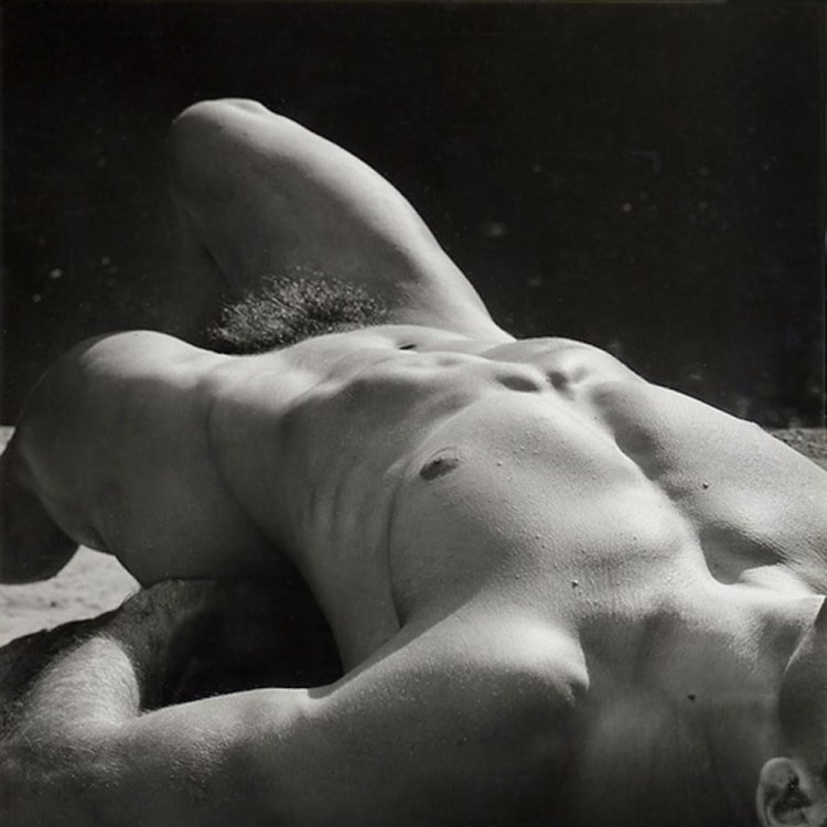 Photo shoot nude male ordinary