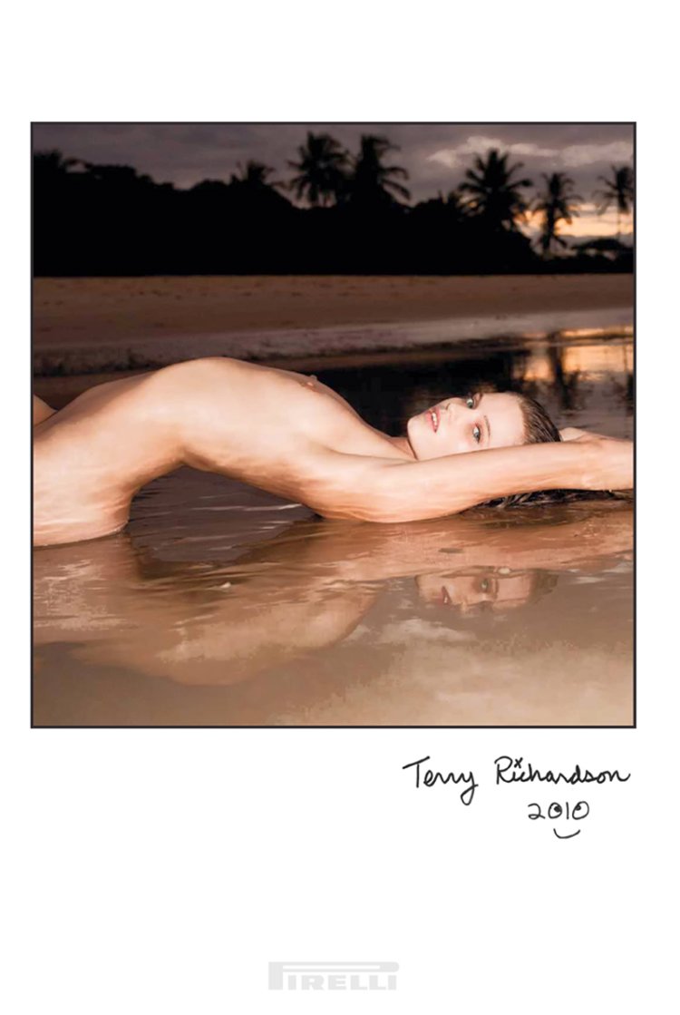 Erotic calendar Pirellley