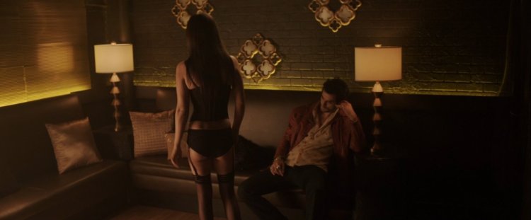 Film Hell race Katherine Isabelle