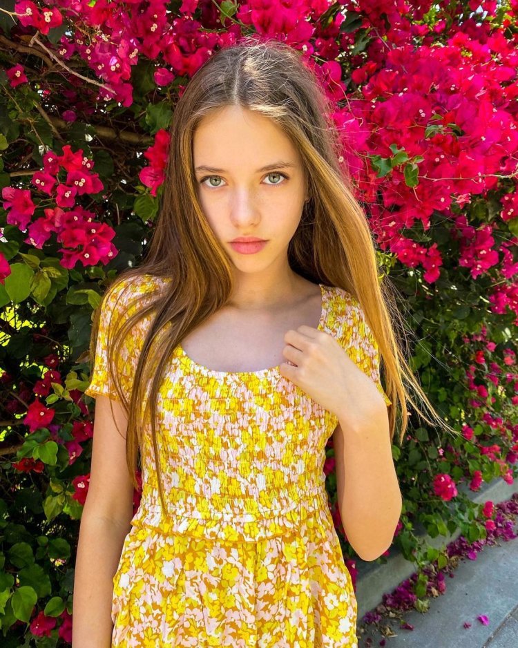 Maisie de krassel model 2020