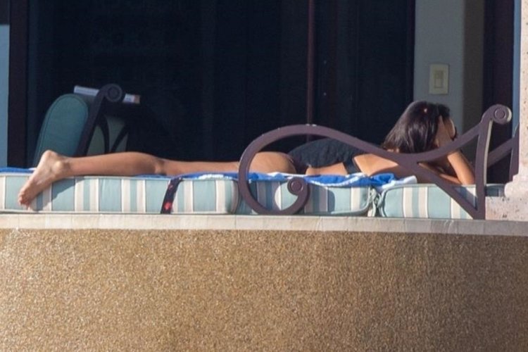 Jessica Alba Paparazzi November 2021