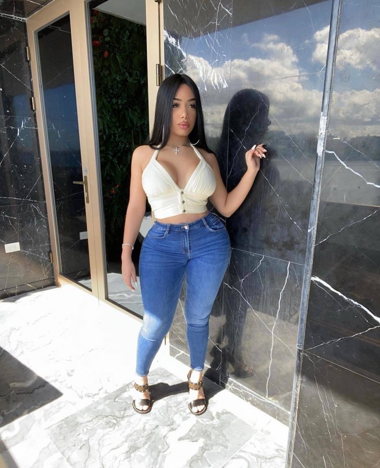 Alejandra Mercedes @alejandram333