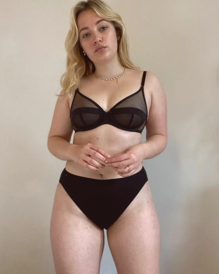 Julia Campbell is hot