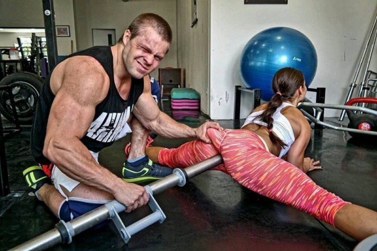 Girl in the hall joke