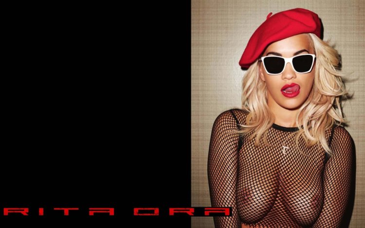 Rita Ora Hot