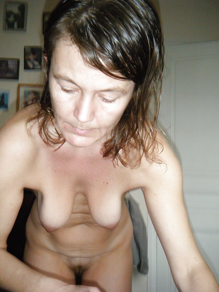 Hanging Empty Saggy Tits (Sex