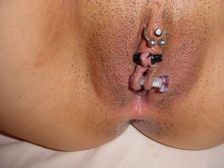 Lady Madeleine Intimschmuck & Piercing Feed XXX