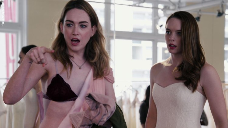 Jamie Clayton is hot