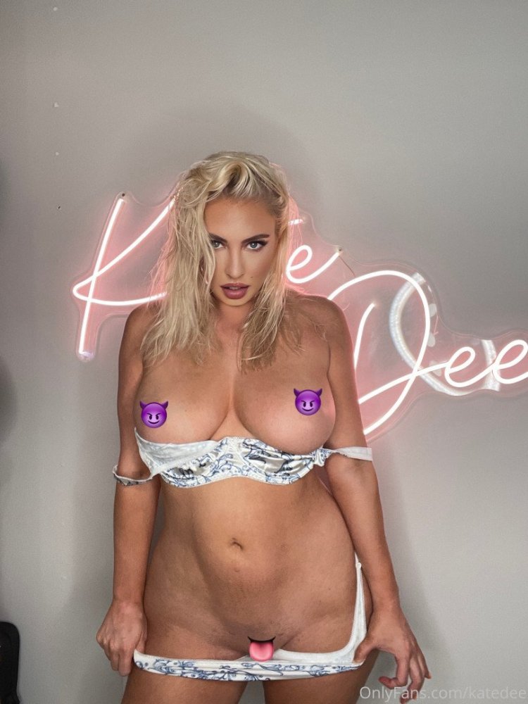 Naked porn actress kate dee