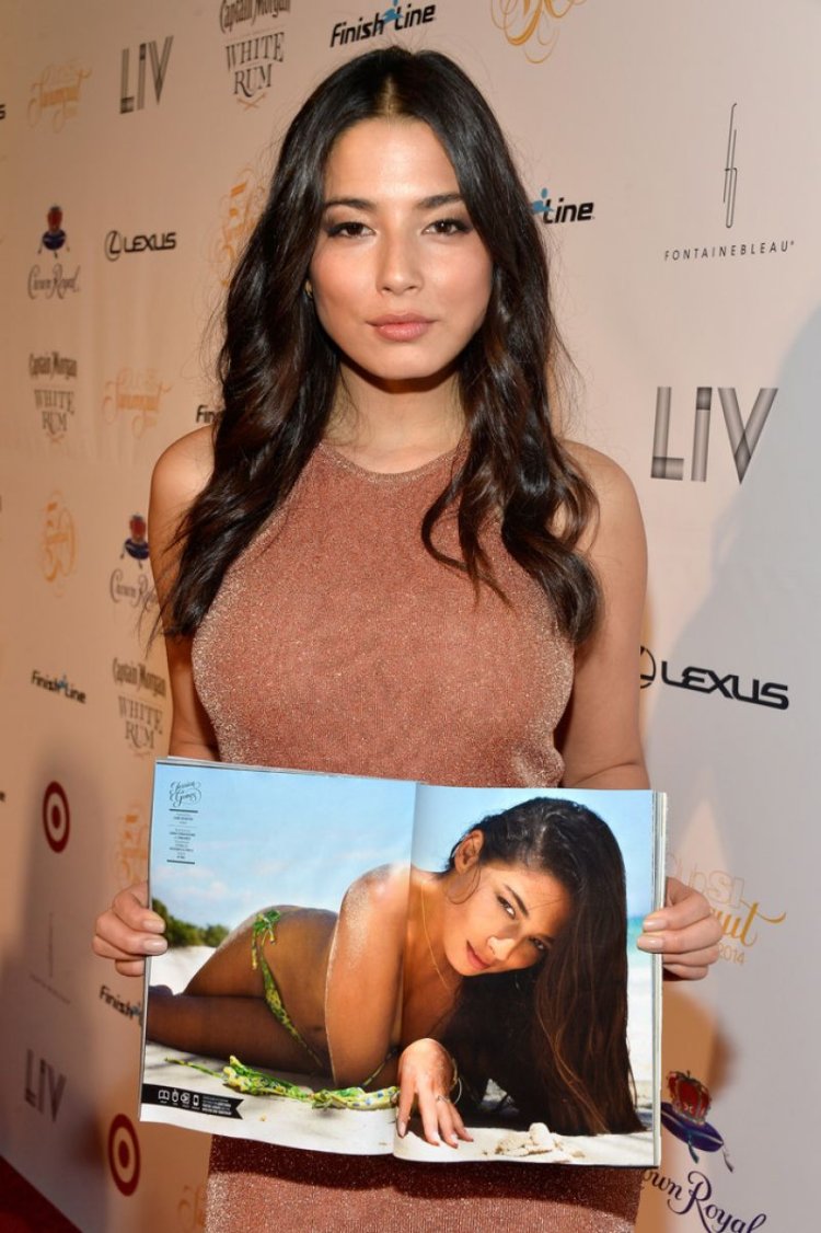 Jessica Gomes Alone Ride