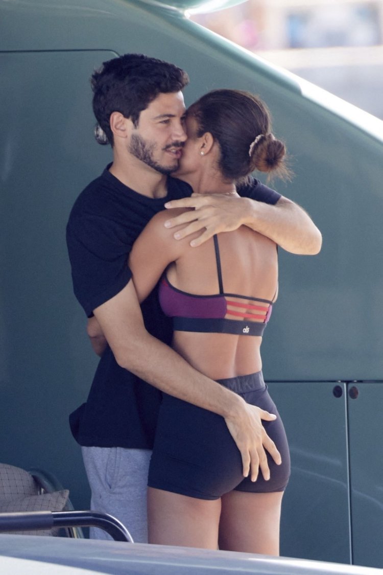 Who are the twin -sequences