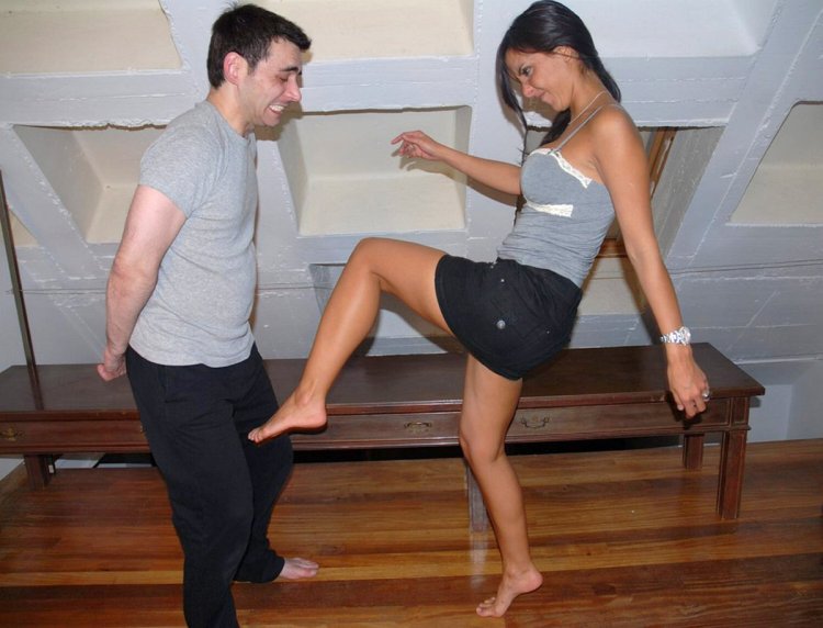 Beautiful girls Ballbasting