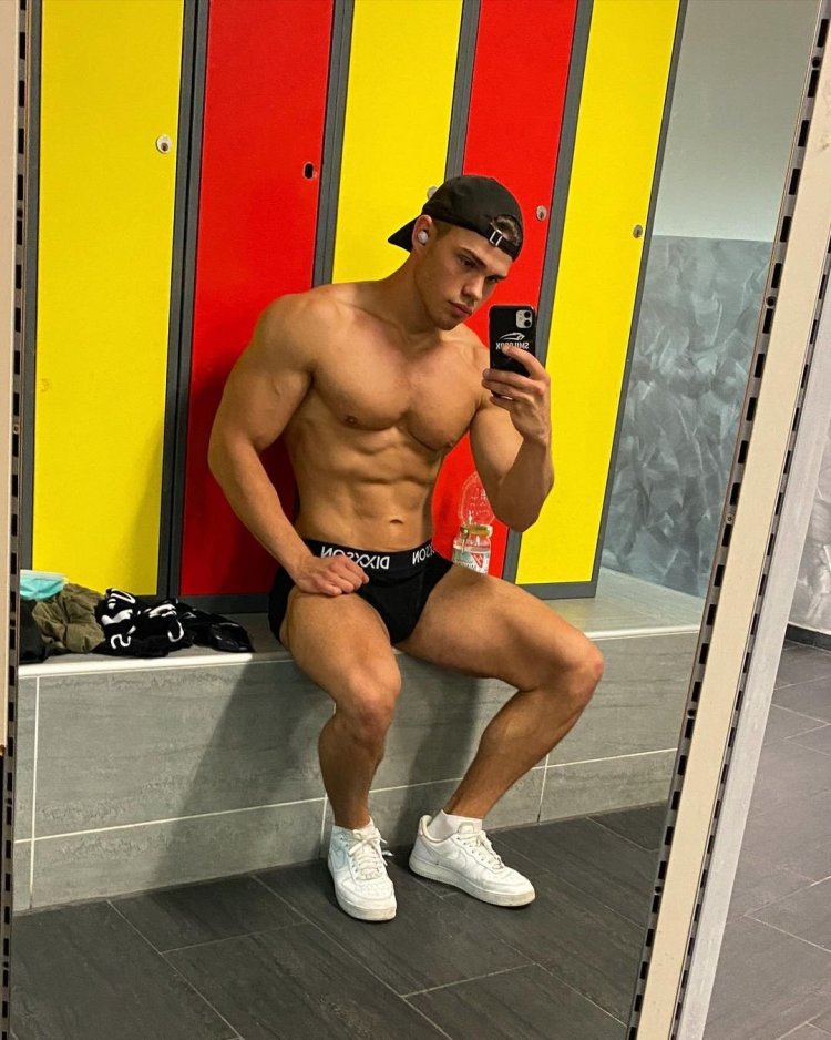 Andrey Abdullin Naked