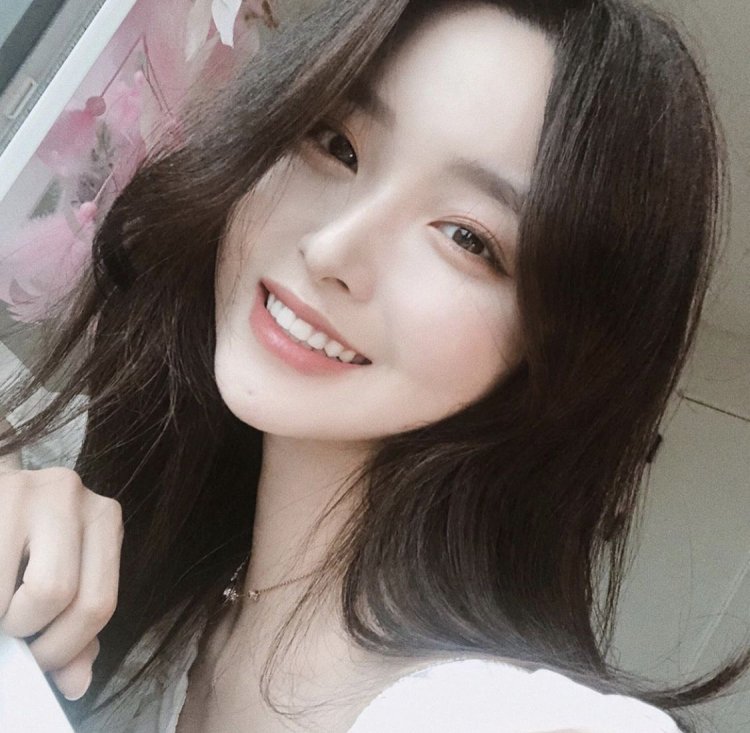 Kim na hee ulzzang selfie 2020