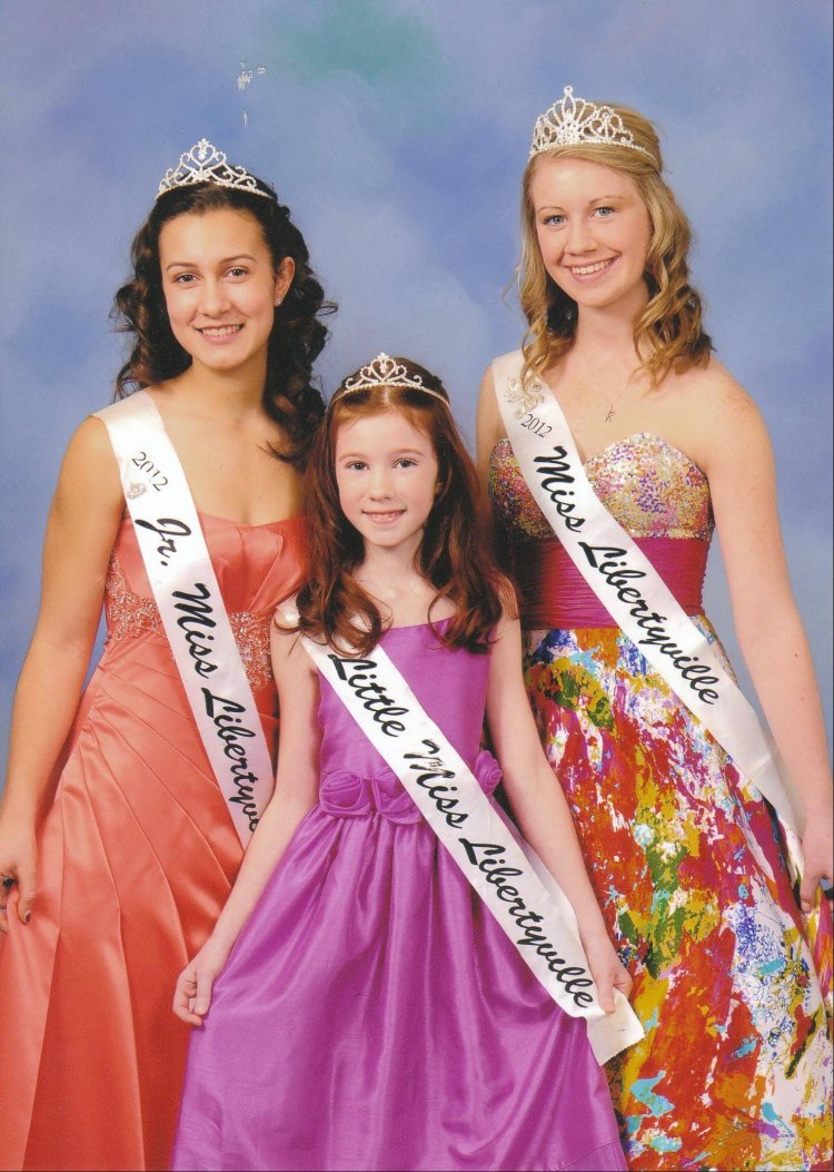 Miss Pageant 1999