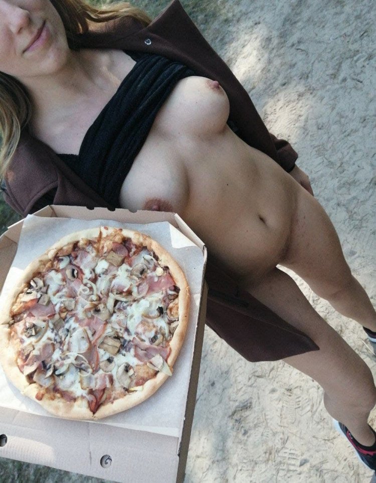 Naked photo Samara Whirliya