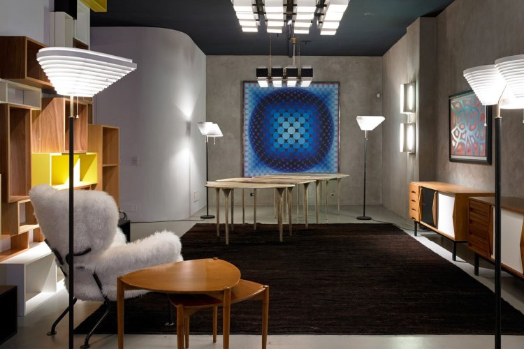 Meisen Cabinet Nilufar Laura Bethan