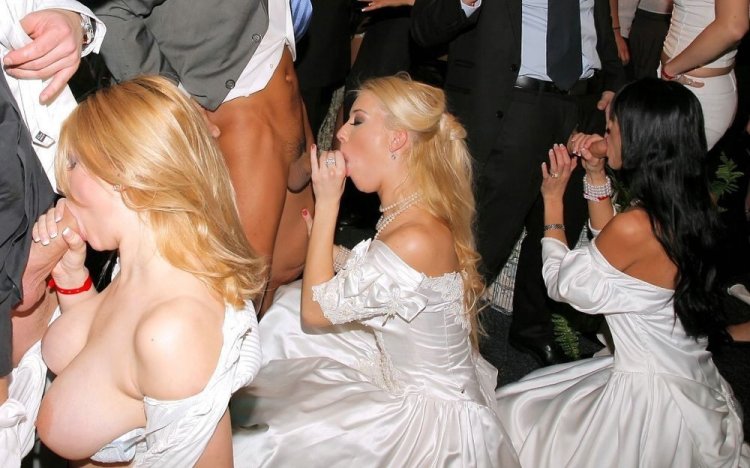 Erotic competitions at the wedding