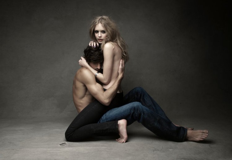Vampire diaries in an erotic photo shoot