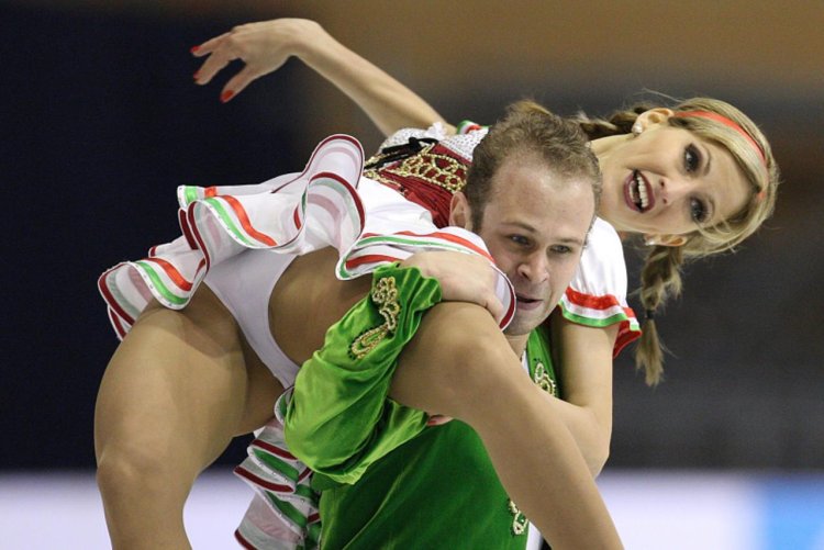 Nora Hoffman skater breasts