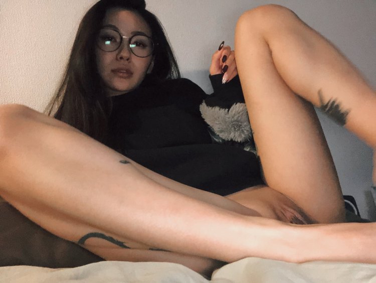 Rae Lil Black Streamer Masturbation