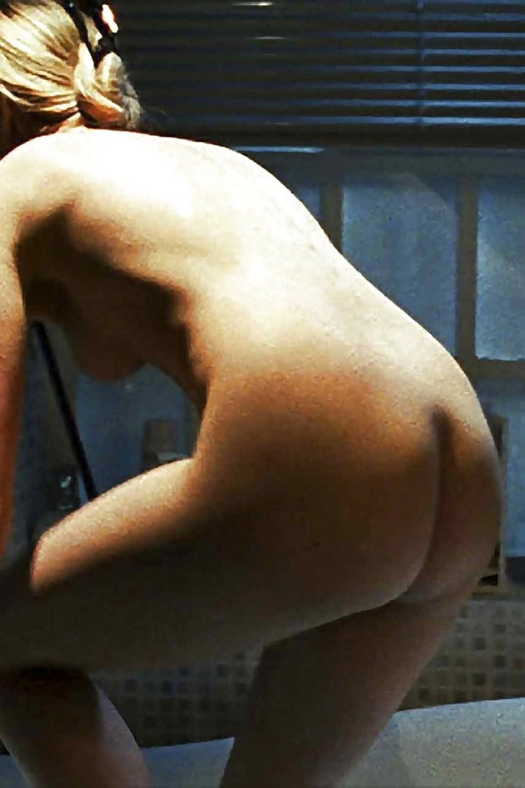 Amy Smart Naked Ass