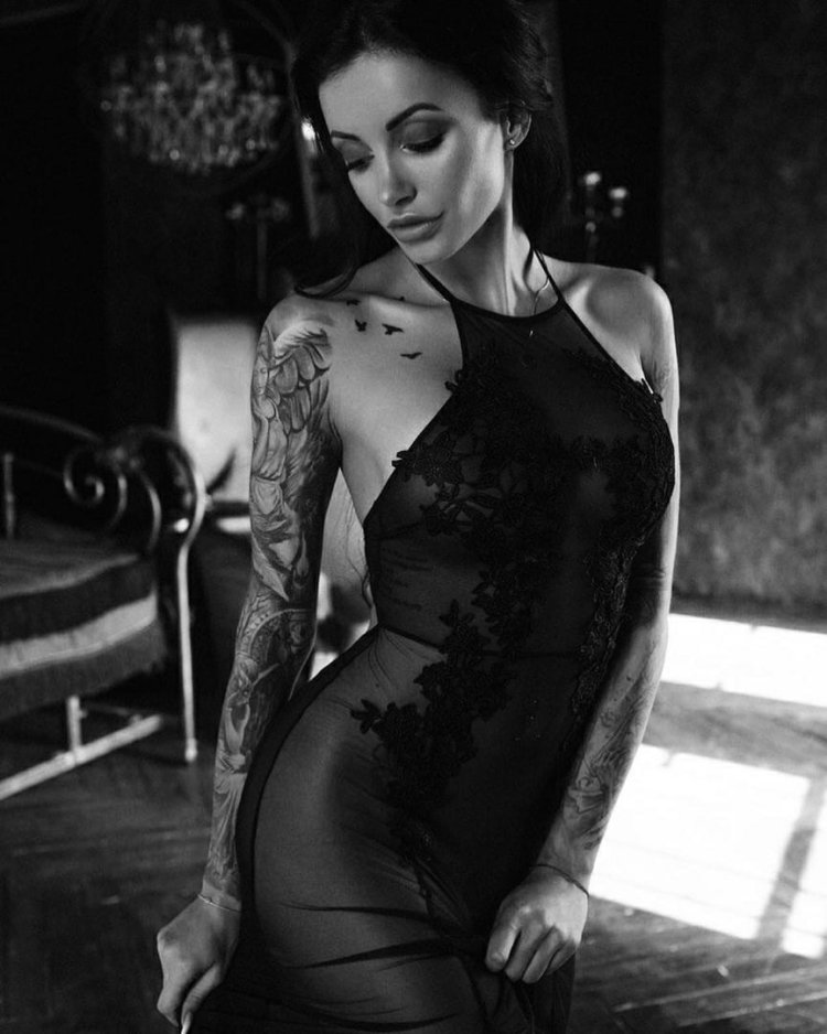 Anna Sakharova model