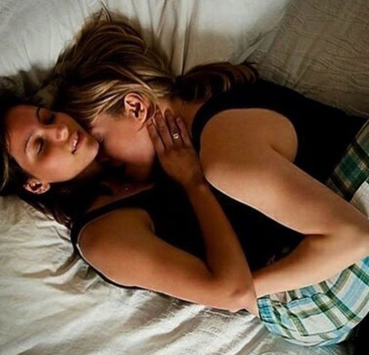 Girlfriends on the bed