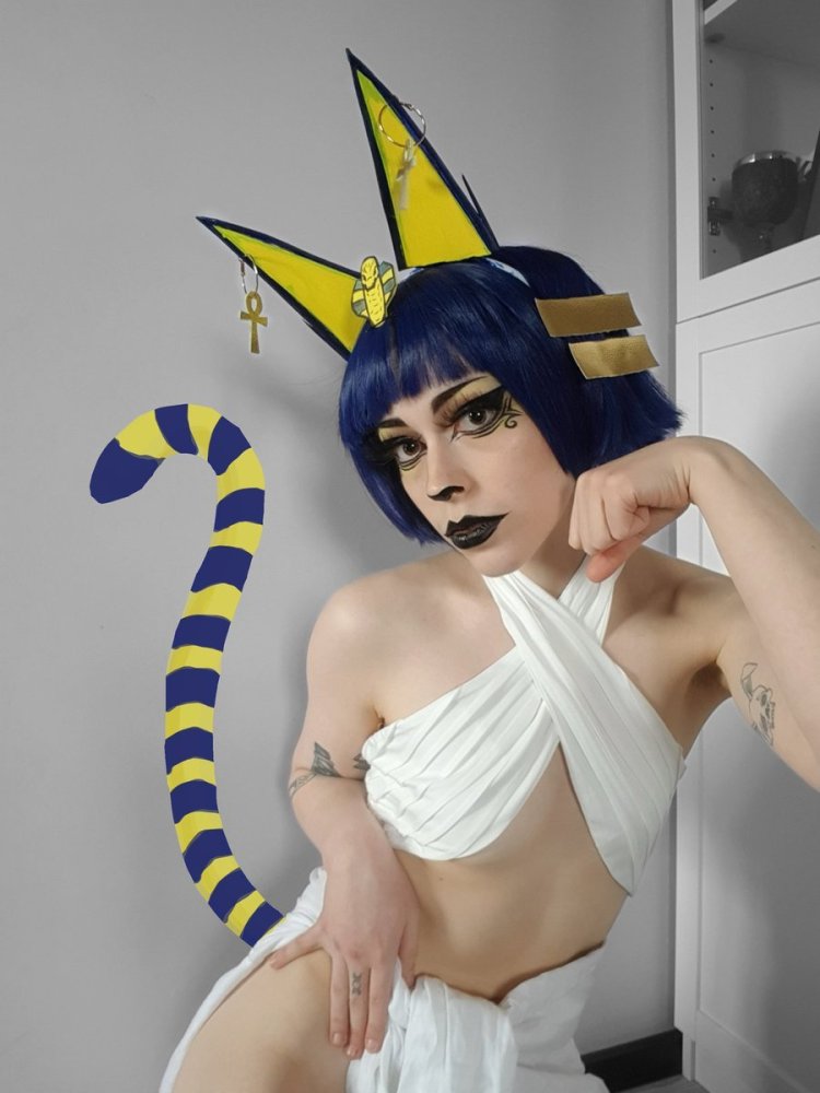 Zone Ankha Cosplay