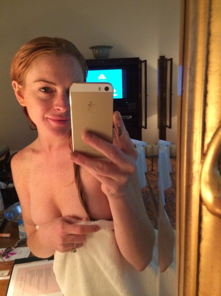 Lindsay Lohan drain icloud