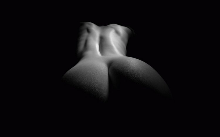 Erotic minimalism