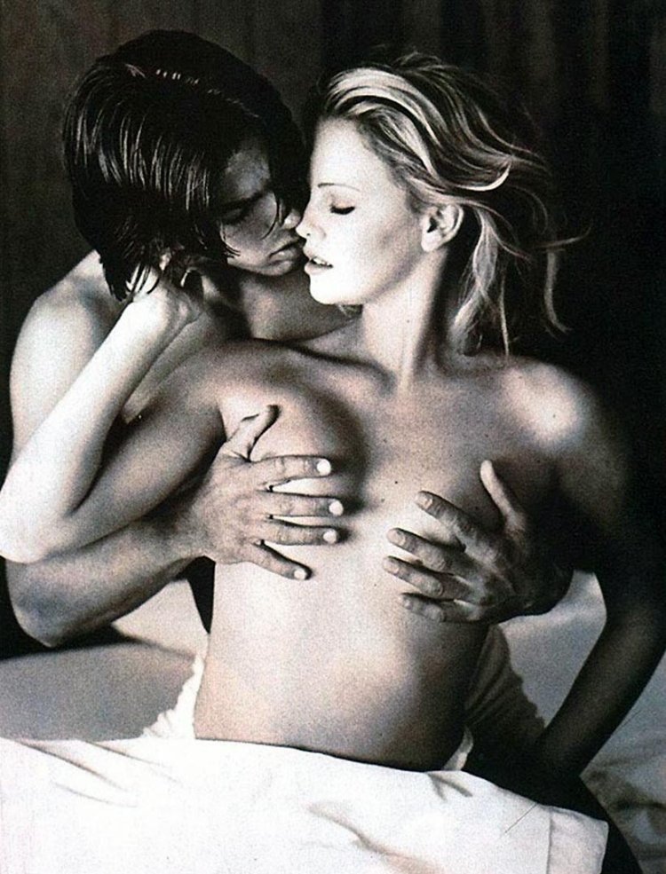 Charlize Theron Erotic photos